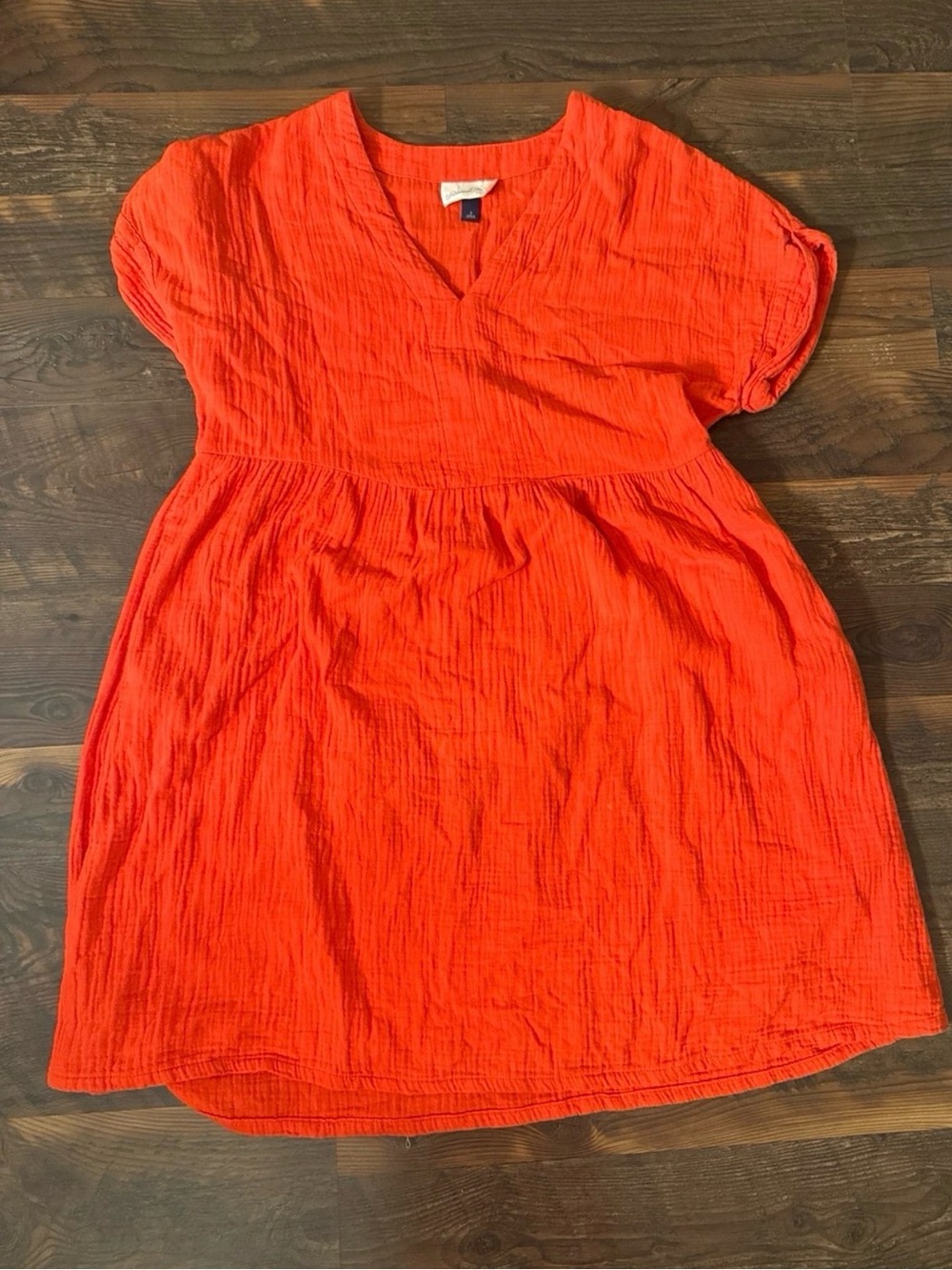 Women’s Orange Short-Sleeve V-Neck Dress